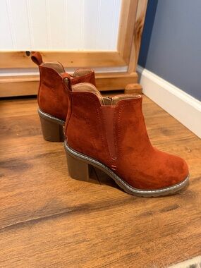 Women's Rust Suede Ankle Boots - Stylish Heeled